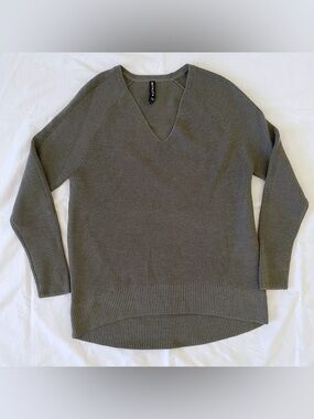 Athleta Hanover Ribbed Knit Sweater Tunic V-Neck Merino Wool Blend Green Size S